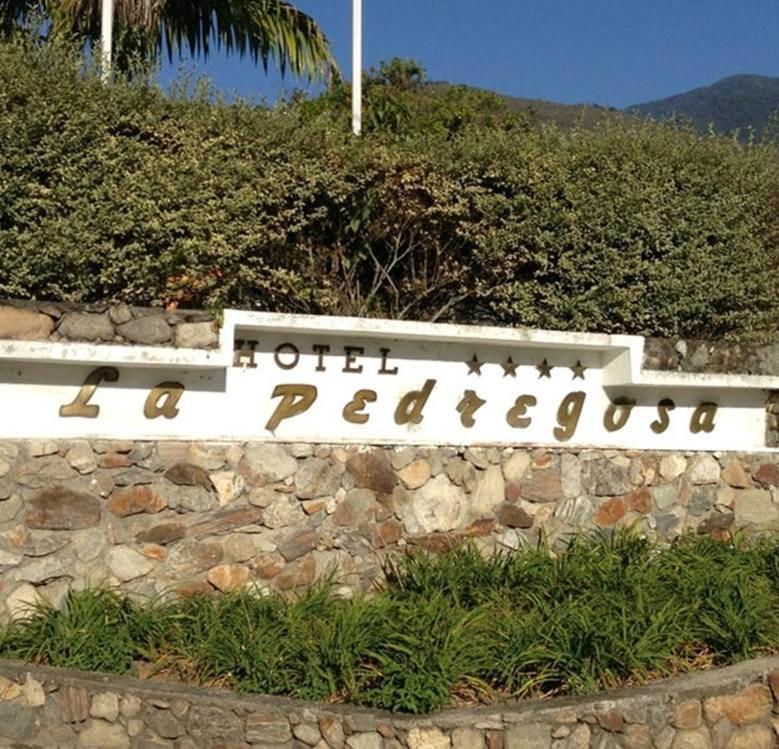 Hotel La Pedregosa ماردة المظهر الخارجي الصورة