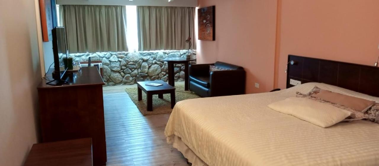 Hotel La Pedregosa ماردة المظهر الخارجي الصورة