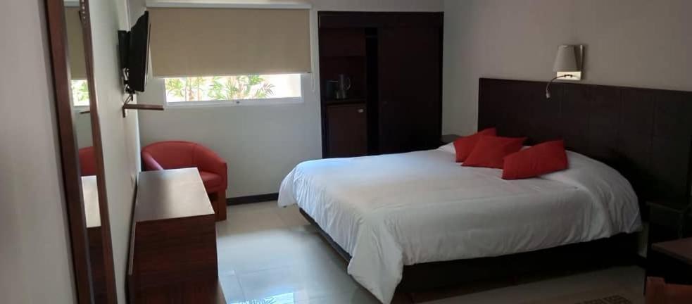 Hotel La Pedregosa ماردة المظهر الخارجي الصورة